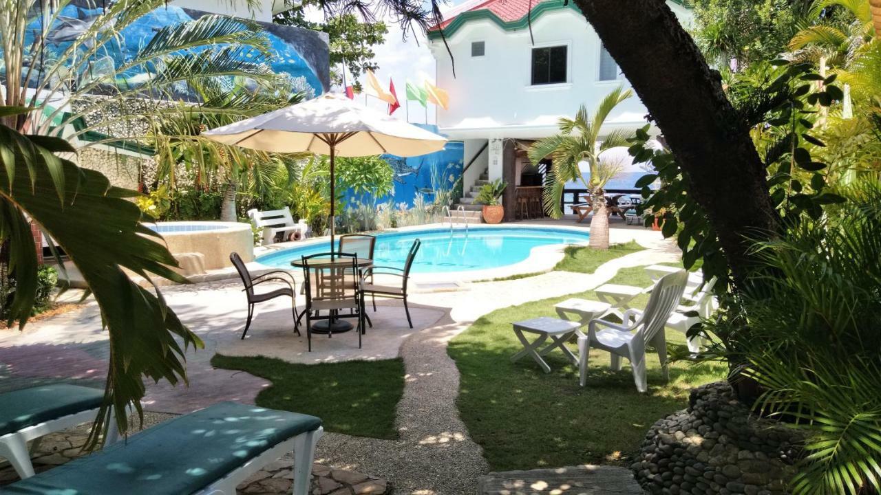Love'S Beach & Dive Resort Moalboal Exterior foto